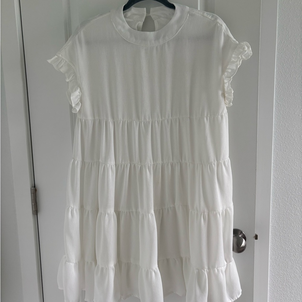 Foteisy White Ruffle Sleeve Tiered Dress